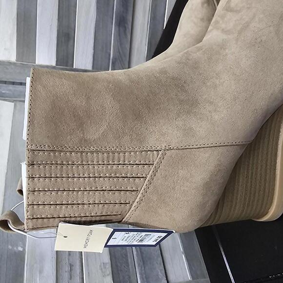 Women's Cypress Winter Boots | Universal Thread | 6 - Picture 3 of 8